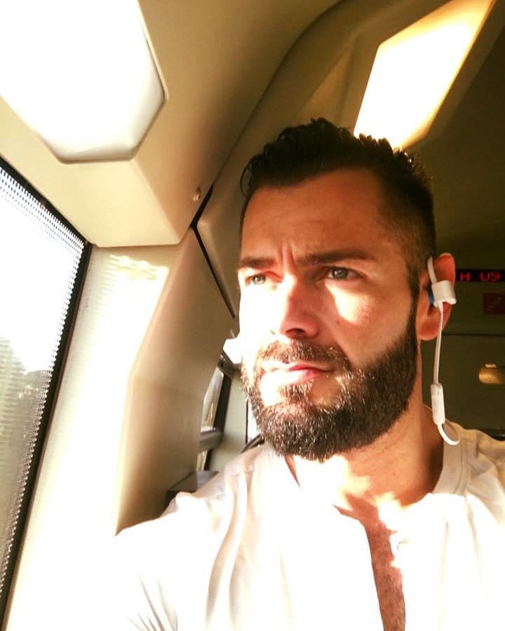 Tengo esa vocecita que me dice que vienen grandes cambios para bien. Con otras maneras de disfrutar la vida, mucha madurez y tranquilidad . 🤞🏼ya tocaba…