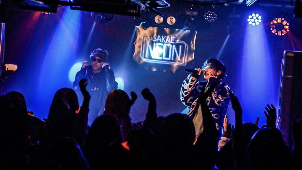 mamekozoudes's tweet photo. 昨日はCielyワンマンに
サプライズでfeaturing出演してきました
Love to world / Ciely feat. issa
ほんとうにみんなが愛してくれて
みんなと育てれた楽曲の1つ
年内ラストの最幸に愛せる世界でした
来年も沢山一緒に大合唱しよう
#Ciely #MDJ #issa #issaly https://t.co/0aNBVCCSOS