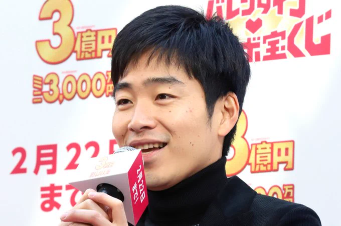 【似すぎ】「これからもそっくりでいよう」ジャルジャル後藤が『M-1』芸人と"まるで兄弟"2ショット披露→「血つながってる?」「似せ算」   「さや香」の新山さんと横並びになった写真を投稿。双子コンビかと思うくらい似てますね……!  写真:時事通信