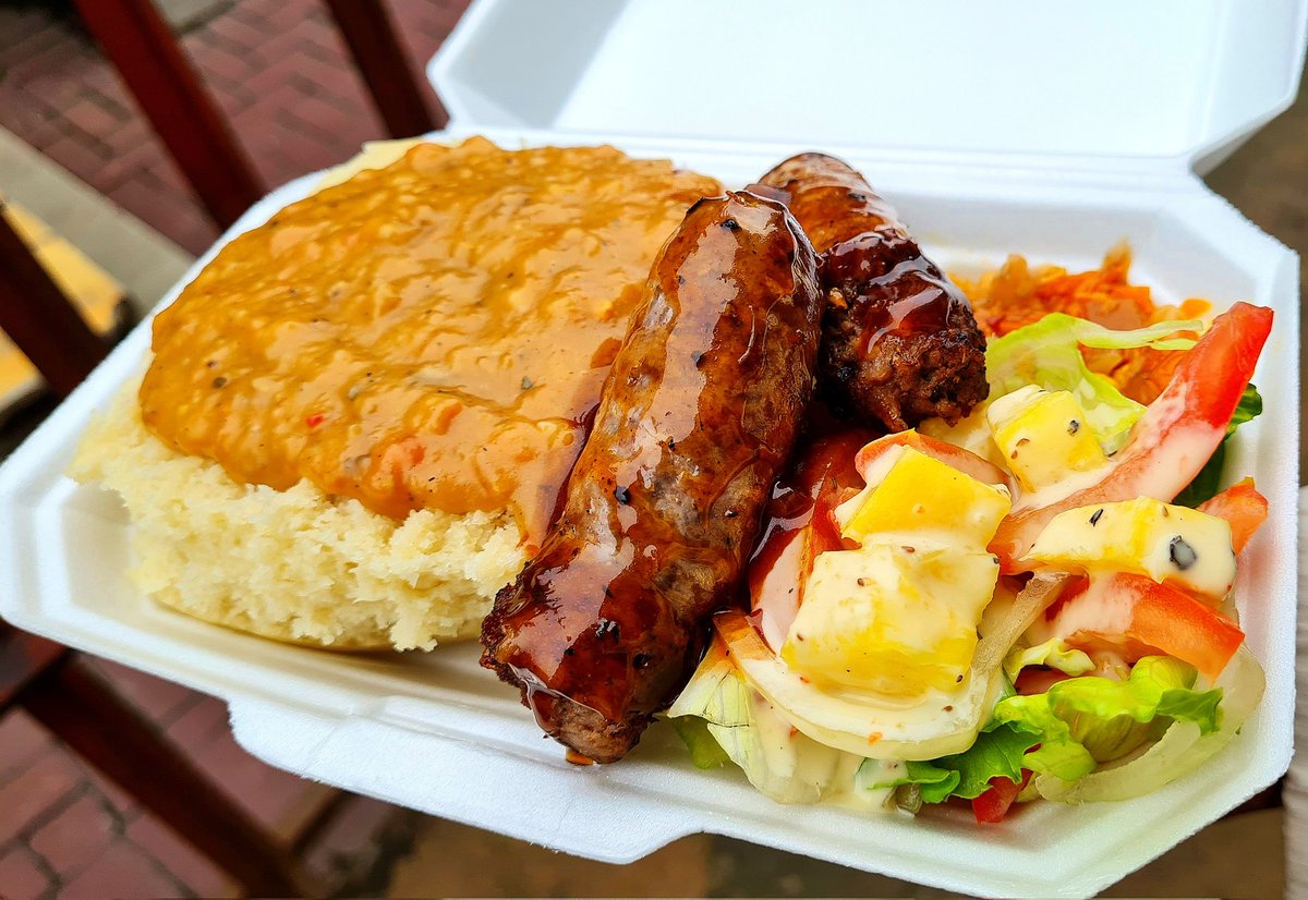 forkit_eatup's tweet photo. Today's menu for afternoon and dinner 

Call or whatsApp 071 585 8089 to place your orders 

📌5703/13 Zulu Street, Lynnville, Emalahleni, Mpumalanga 1039

Price : R60.00 p/meal 

Available till 10pm https://t.co/6KFHp0G7PR