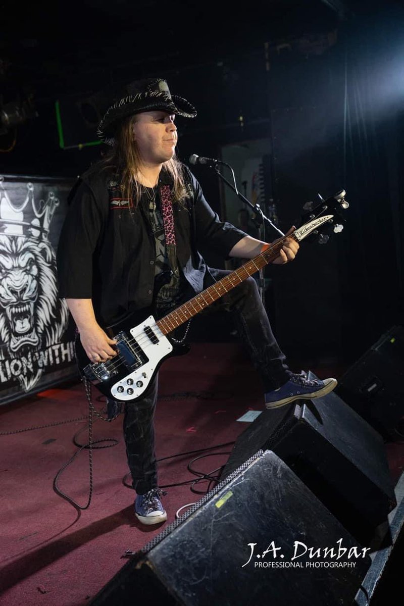LionWithinMusic's tweet photo. Throwback Thursday - Some photos from Nov 18 2022 sharing the stage w/ national recording artists, Trapt at The Token Lounge in Westland, MI
Photos by JA Dunbar & Joe Orlando
#thelionwithin #rockband #originalband #bandpics #bandphotos #bandphotography #postgrunge #rock https://t.co/WdKiU8mGFA