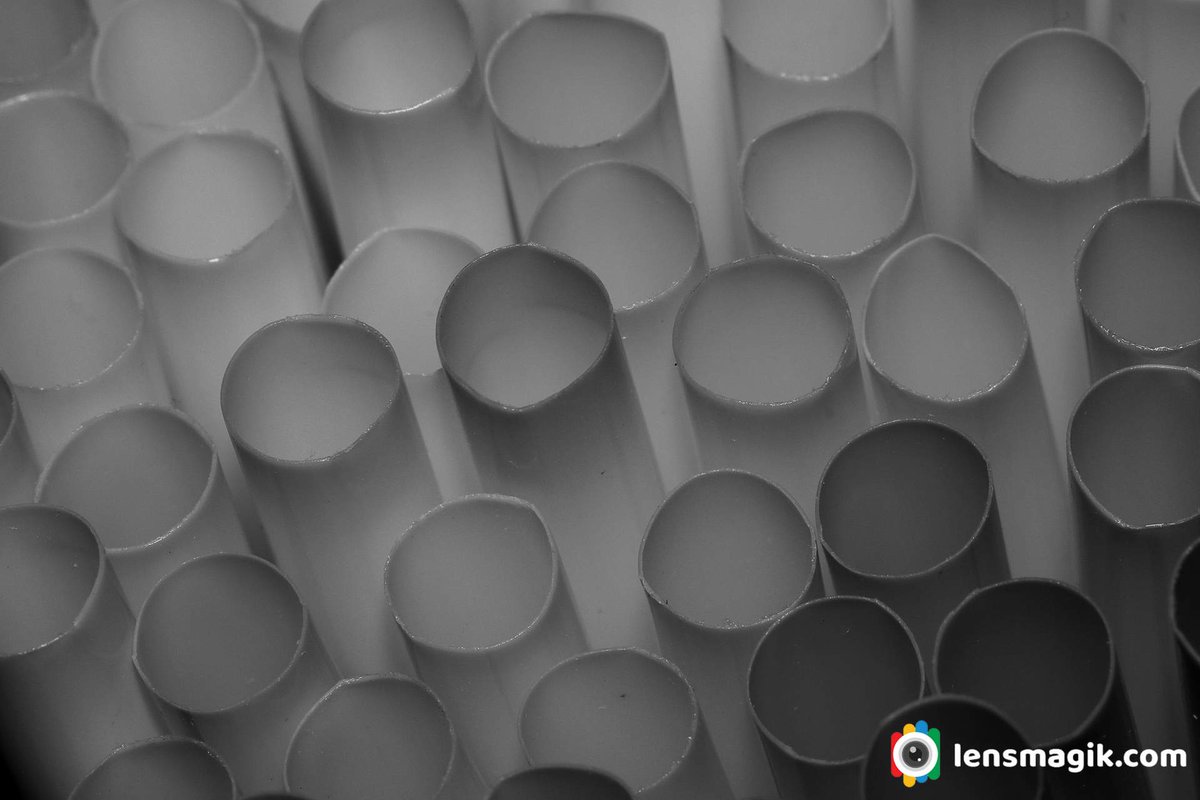 np_photographer's tweet image. Abstract Photography lensmagik.com/straw-abstract Straw Abstract #abstractphotography #strawabstract #abstractmacro #macrophotography #colorabstractphoto #abstractphotos #abstractphotographyathome #homephotographyideas