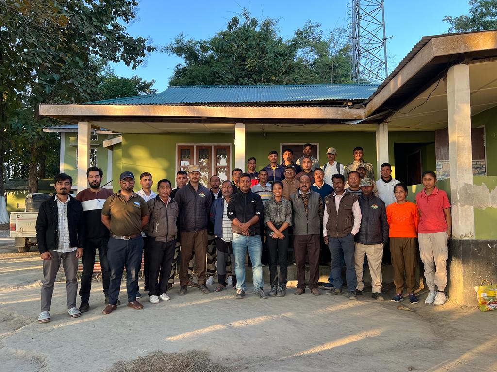 kaziranga_'s tweet photo. 📢 Training alert! 🌳 KNP proudly conducted a session on the Mstripes app at Bishwanath Wildlife Division. Strengthening our commitment to wildlife conservation through advanced tools! 🐾📱 #KNPTraining #WildlifeTech #ConservationEfforts https://t.co/3L25Eh5t81