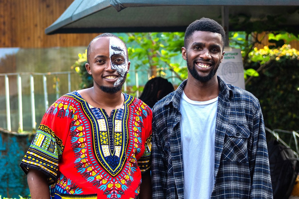 victorhenu's tweet photo. It's our responsibility to ensure that we adopt sustainable lifestyle by even the simplest things, its possible for us to avoid over consumerism. Be aware of what you purchase. Be a Conscious Consumer!
📸 @sidney_opiyo
#makesmthngweek #sustainability #consciousconsumerism https://t.co/W7wUl6LVhH