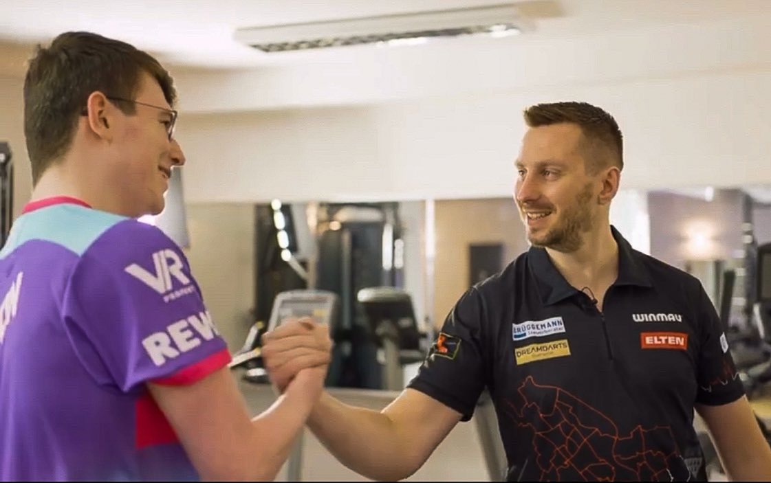 SK Gaming (@skgaming) on Twitter photo Was eine Performance von <a href="/flohempel_darts/">Florian Hempel</a> ๐คฏ Auch wenn es dieses Mal nicht fรผr den WM Titel gereicht hat, wir sind uns sicher, dass du ihn dir nรคchstes Jahr holen wirst ๐
Liebe Grรผรe aus Kรถln!
#DartsWM Was eine Performance von <a href="/flohempel_darts/">Florian Hempel</a> ๐คฏ Auch wenn es dieses Mal nicht fรผr den WM Titel gereicht hat, wir sind uns sicher, dass du ihn dir nรคchstes Jahr holen wirst ๐
Liebe Grรผรe aus Kรถln!
#DartsWM