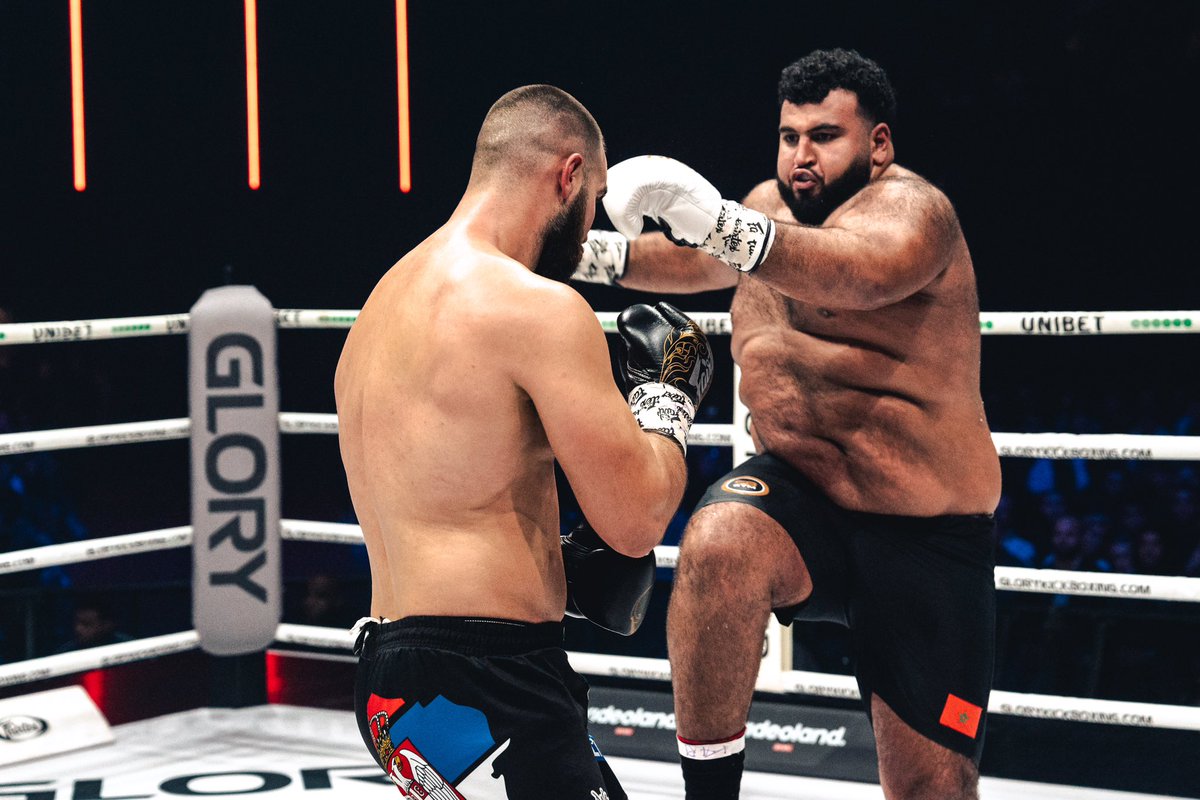 GLORY_WS's tweet photo. GLORY Heavyweight Grand Prix berth secured ✅  #GLORY90 https://t.co/RXeQqkptoj
