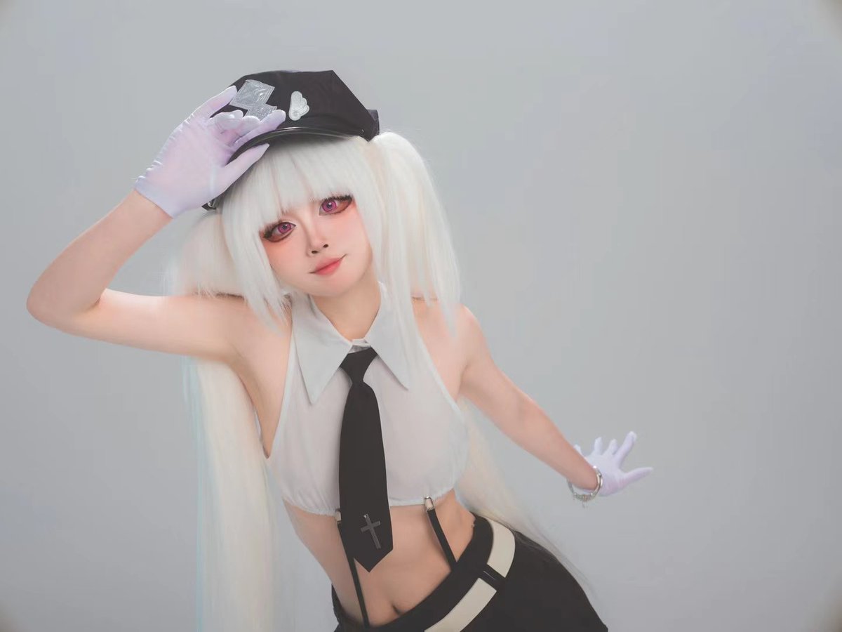 广州萤火虫见家人们
（虽然我不出这套） https://t.co/l9ARr8ylWp