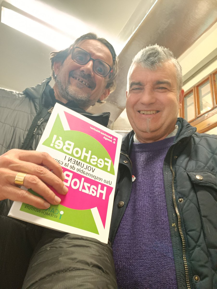 EDUCANNEM's tweet photo. Uso responsable del #cannanis Volumen I, registrado en la Biblioteca Municipal de #Castellón El segundo este año 💚
#FesHoBe!
#DOLORYCANNABIS https://t.co/Zn6xfzwTDP