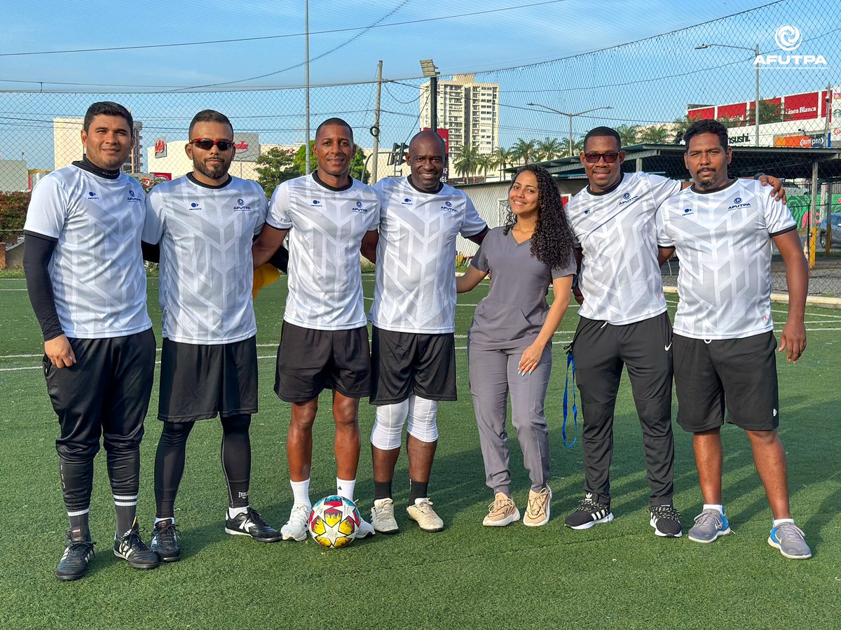 Presentamos el cuerpo técnico al completo, del Equipo de Futbolistas Sin Contrato (EFSC) 2023 - 2024.

Jose Mario Anthony Torres - Director Técnico 
Nicolás Muñoz - Asistente Técnico 
Vladimir Vargas - Preparador de Porteros
Luis Valdés - Preparador Físico 
Jonathan Parra -