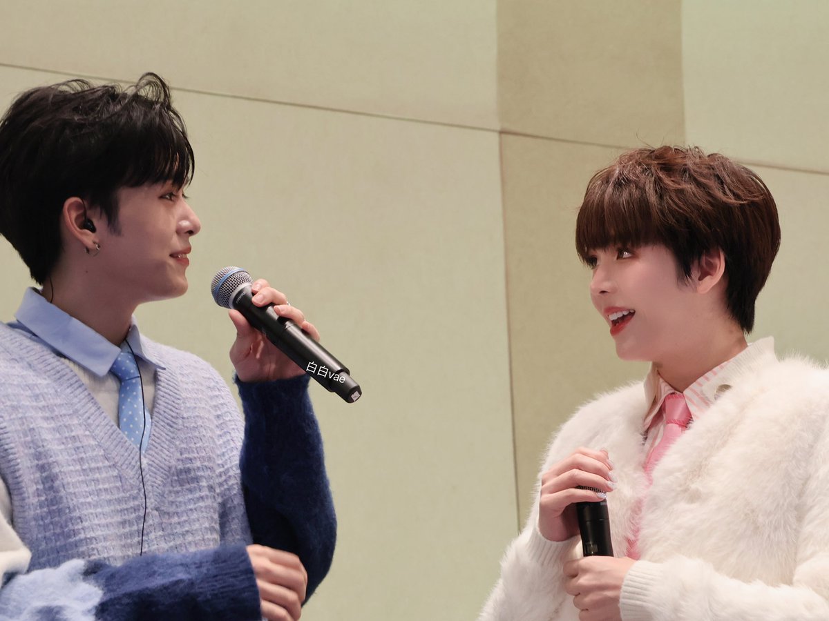 bibi92951278's tweet photo. 231223 SantaEarth Hongkong FM
When we look into each other's eyes
@Ppsanta @cooheartt full of love
#SantaEarth 
#SantaPP
#cooheart 
#ChristmasMiracleWithSantaEarth https://t.co/I2VdyNdNjy