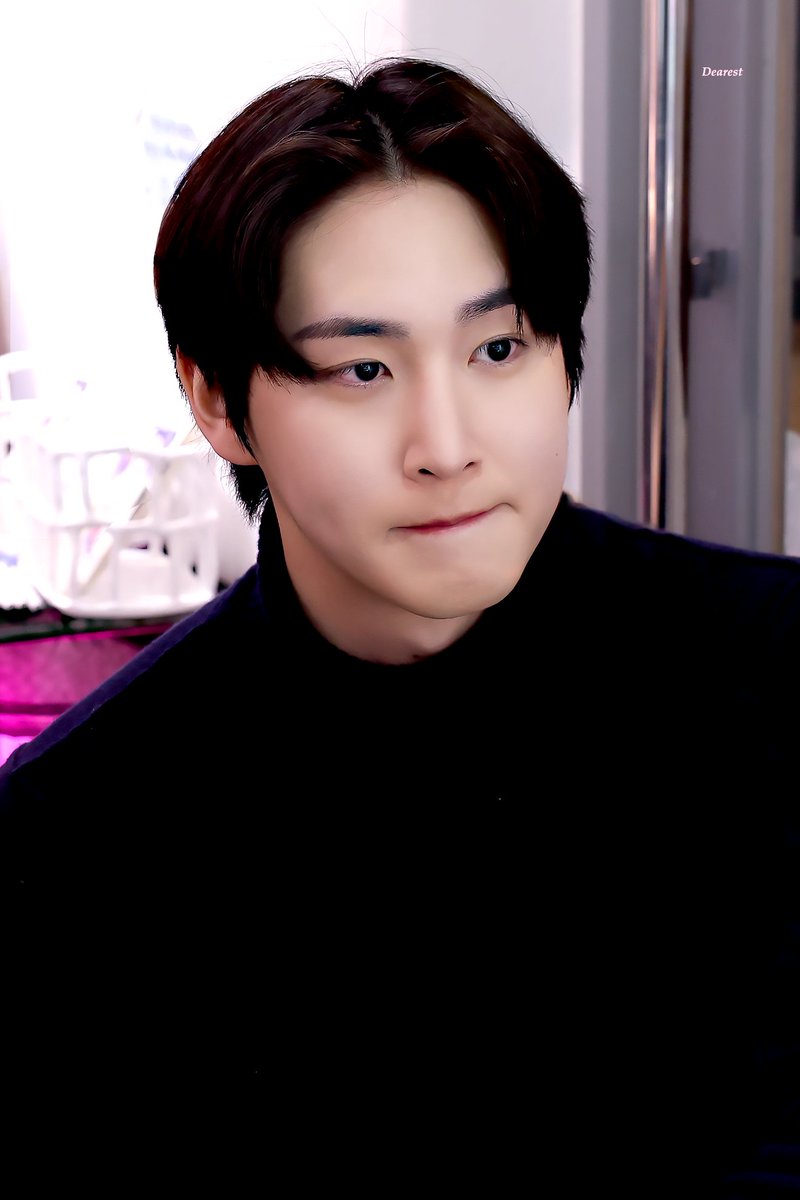 dearest_sw's tweet photo. 231210 HAPPY SHINWON DAY

#펜타곤 #신원 #고신원 #PENTAGON #SHINWON #KOSHINWON https://t.co/MrygldZ2jr