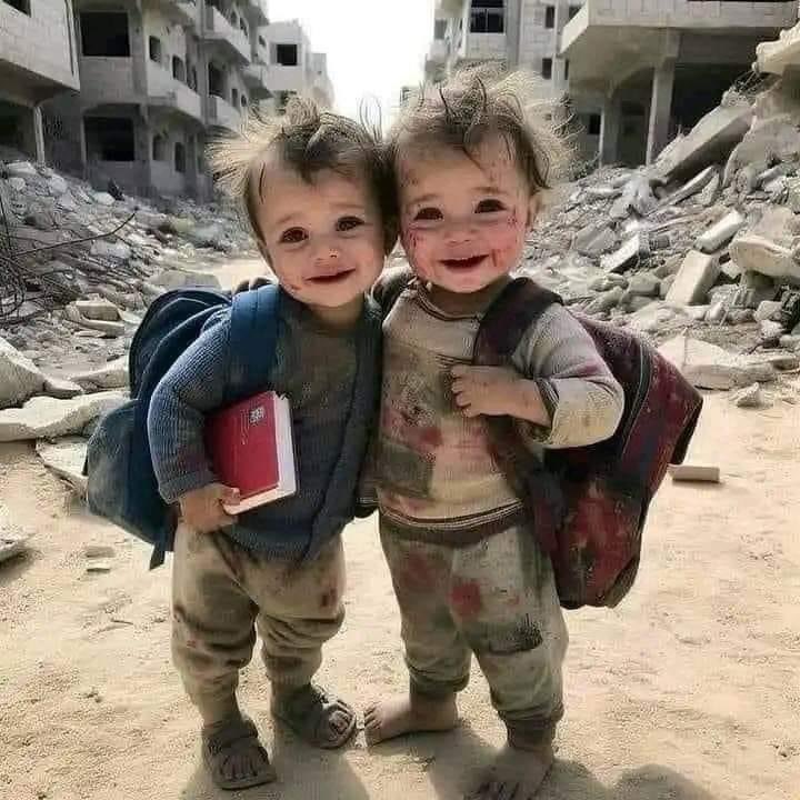 Astridueil's tweet photo. Let them live @POTUS @RishiSunak @netanyahu @EmmanuelMacron @JustinTrudeau @GiorgiaMeloni @AlboMP @StateDeptSpox @vonderleyen @Bundeskanzler
#StopTheEthnicGenocide https://t.co/zJaO1NceSu