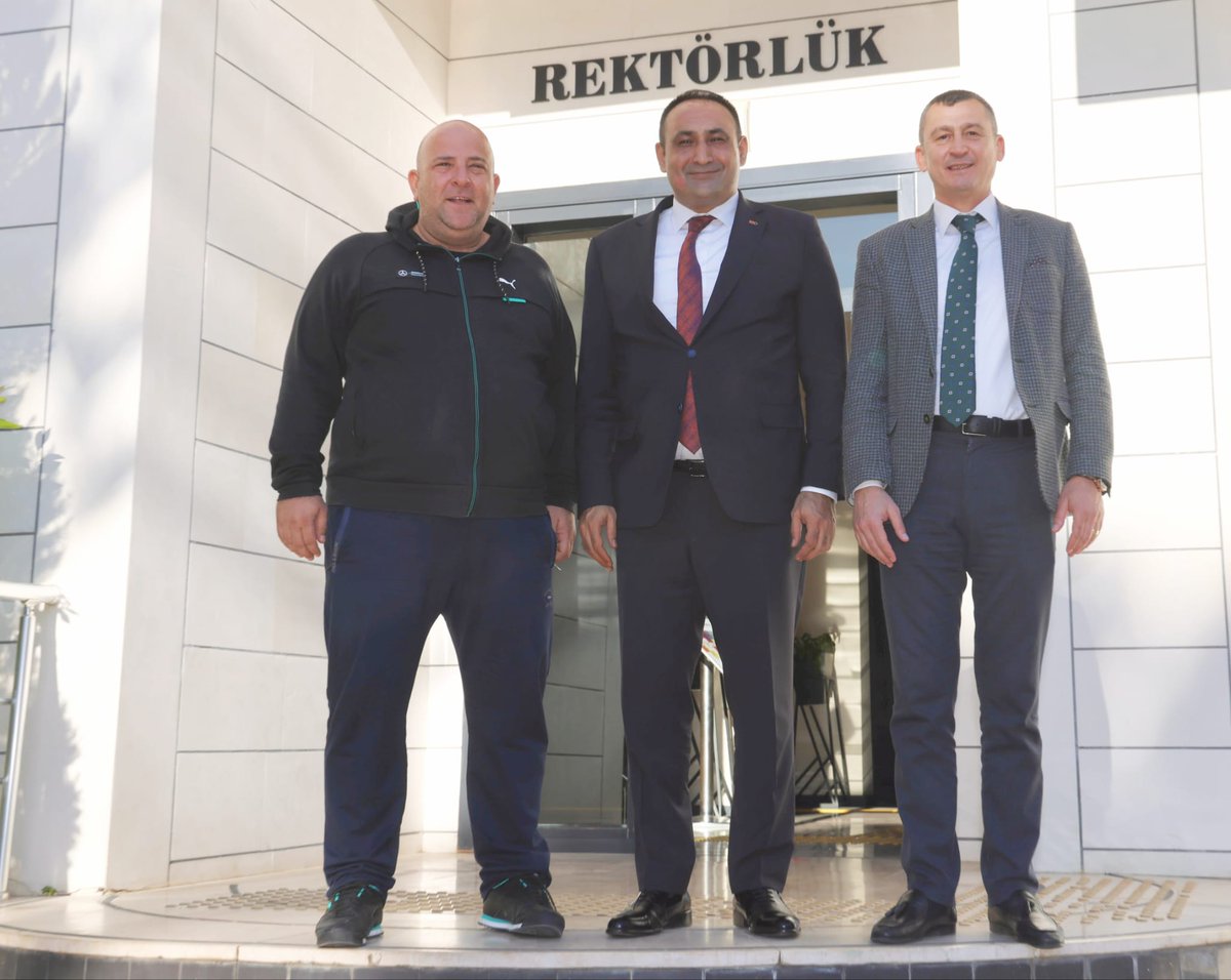 atsizafsin's tweet photo. Toros Üniversitesi Rektörümüz Prof. Dr. Sayın @profomerarioz ve Genel Sekreteri Sayın Reşit Serhan Aşkın'ı ziyaret ettik. Misafirperverliklerinden dolayı teşekkür ederiz. 
#BirliğimizDAİMOlsun https://t.co/6q9UieL2OF