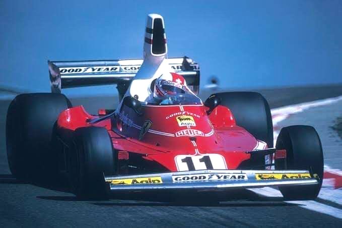 Clay Regazzoni in the Ferrari 312T of 1975 at the Grand Prix of Dijon-Prenois 🏁

#f1 #Formula1 
via Yoichi Sugaya 📸❔