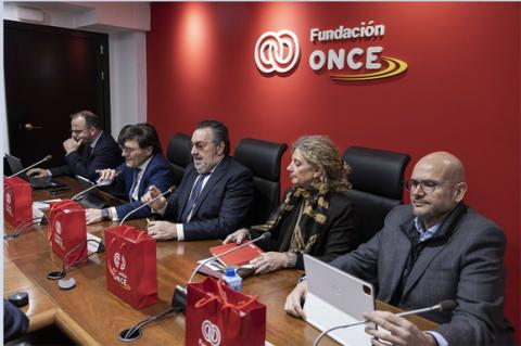 🤝 <a href="/Fundacion_ONCE/">Fundación ONCE</a> y el Fondo Social Europeo Plus (#FSE+) refuerzan su alianza hasta 2029, que supone la gestión de seis proyectos para la inclusión laboral de las personas con #discapacidad.
hubs.ly/Q02dRslQ0