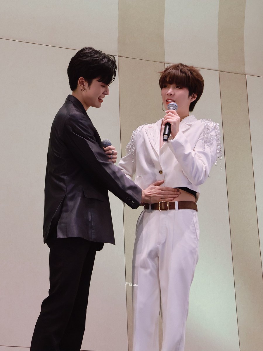 bibi92951278's tweet photo. 231223 SantaEarth Hongkong FM
Favourite to you🥰
@cooheartt 是���自年下弟弟@Ppsanta 的宠爱呀!
#SantaEarth 
#SantaPP
#cooheart 
#ChristmasMiracleWithSantaEarth https://t.co/VmSUMPACuK