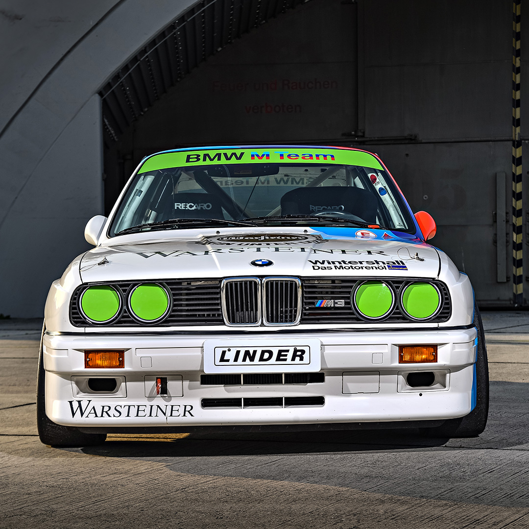 BMWKrishnaAuto's tweet photo. In the '80s, Johnny Cecotto's BMW M3 E30, a speed icon, became his personalised masterpiece. Embracing the fervor of passionate fans, he transformed every race into a canvas of style and speed.
#TalesOfIcons #BMWStories #BMW #BMWIndia https://t.co/jKVZdCwgnS
