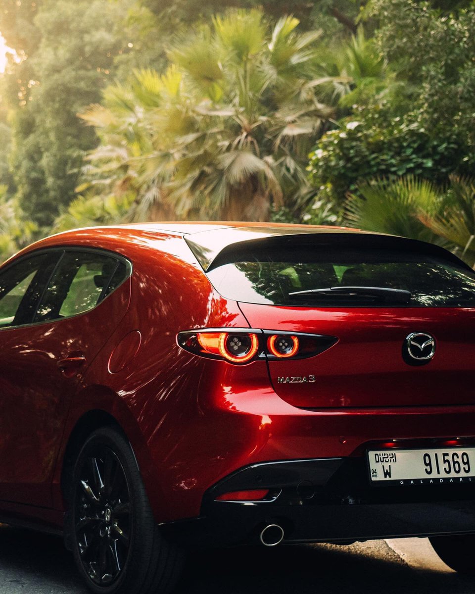 Mazda_UAE's tweet photo. It’s time for outdoor adventures in the #Mazda3, chasing the sun on scenic roads.
#MazdaUAE #MazdaDesign #DubaiOutdoors #CarDesign #DriveInStyle #CelebrateDriving
حان وقت المغامرات الخارجية في #مازدا3، ملاحقة الشمس على الطرق الخلابة #مازدا3 #مازدا_الإمارات #احتفل_بالقيادة https://t.co/kbu5mGeUZt