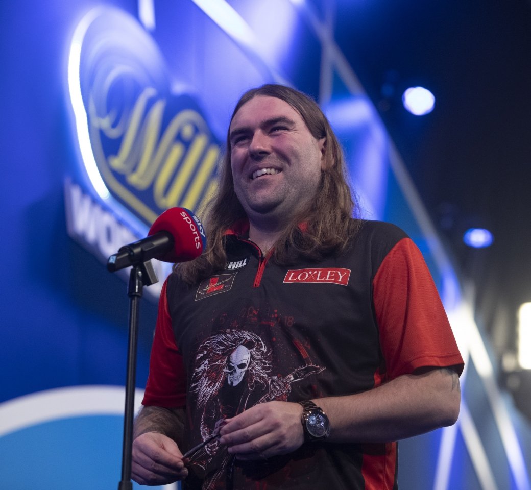 frenchdartsrevw's tweet image. Good Luck ! @HeavyMetal180  @LoxleyDarts  @Matt_B_Loxley  @LstyleEurope  🎯🎯🤘🤘 #darts #pdc2024 #loxley