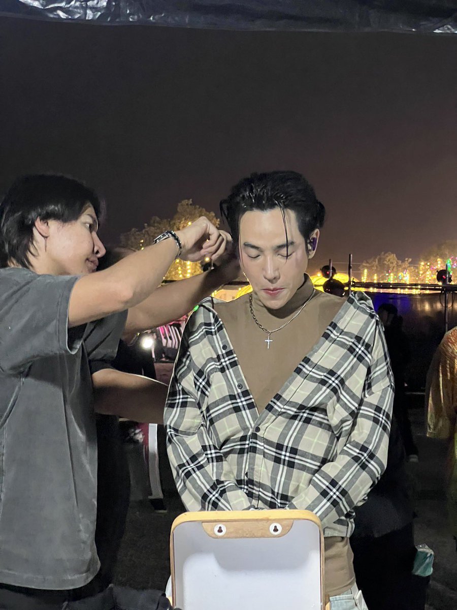 i2ustory's tweet photo. วอนผู้จ้างงานต่อไป เลือกรูปโปรโมทดีๆนะคะ 🤣

@peckpalit 
#กาญจนบุรีมีเป๊ก #เป๊กผลิตโชค #peckpalitchoke https://t.co/CTYJ66GUWF