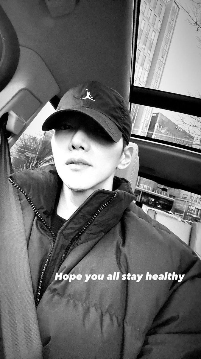 Noluvinheaven's tweet photo. Jun_k's eye is like a shining star from a distance up on the sky. π
We all wish you to stay safe and healthy. ππͺπ« π
#Jun_k #Kimminjun #2pm
#Stay_safe_Healthy_Jun_k
#Shining_Star_Jun_k
#Beautiful_Man_Jun_k
#CommandCMe_Jun_k https://t.co/JdbUKU2QvK