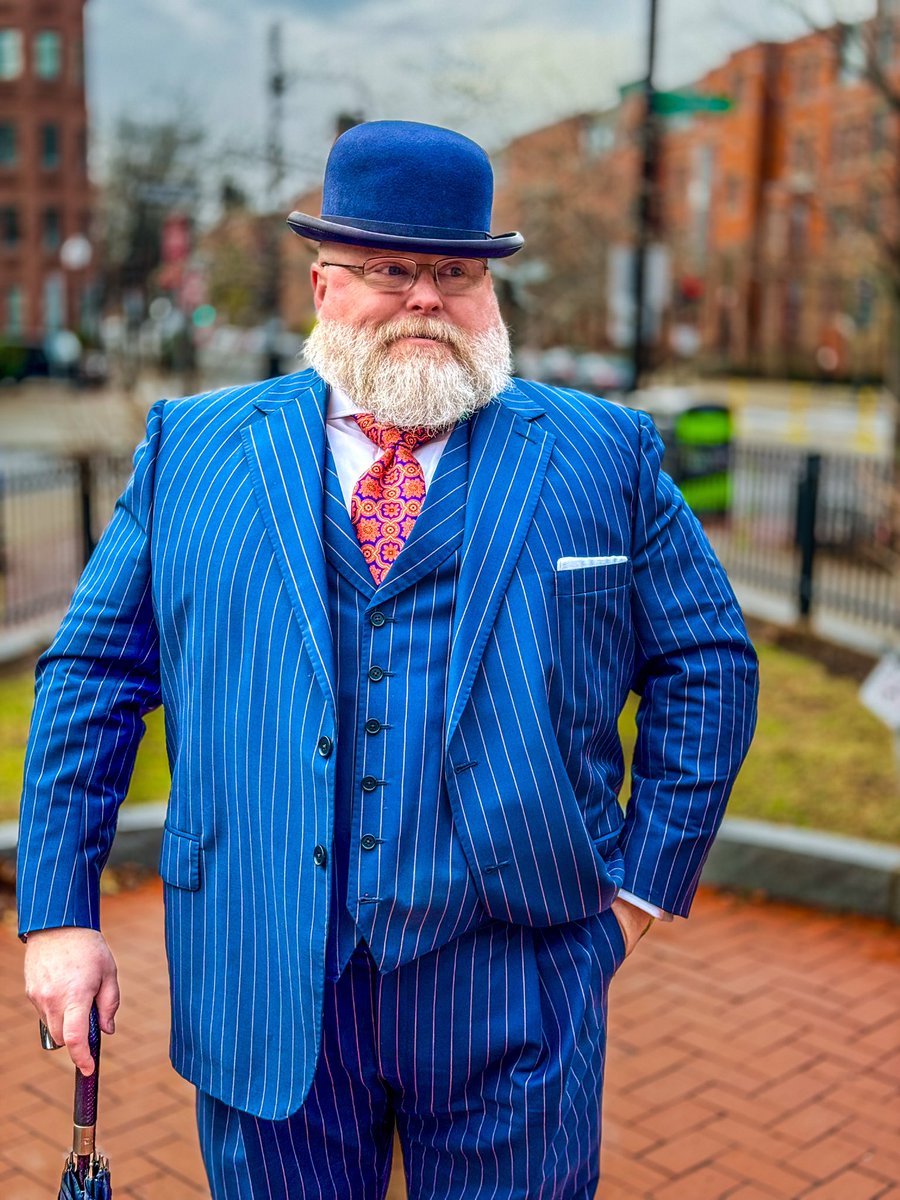 “You can’t wear a tie every day”
“I know, that would be psychotic. At least that’s what my psychiatrist keeps saying.”
_
Suit: Martin Greenfield 
Tie: London York
Hats: Bates
Socks: Falke
Shoes: Allen Edmonds
_
#Boston #bostonfashion #gentleman #suitedup  #wiwt #bigandtall