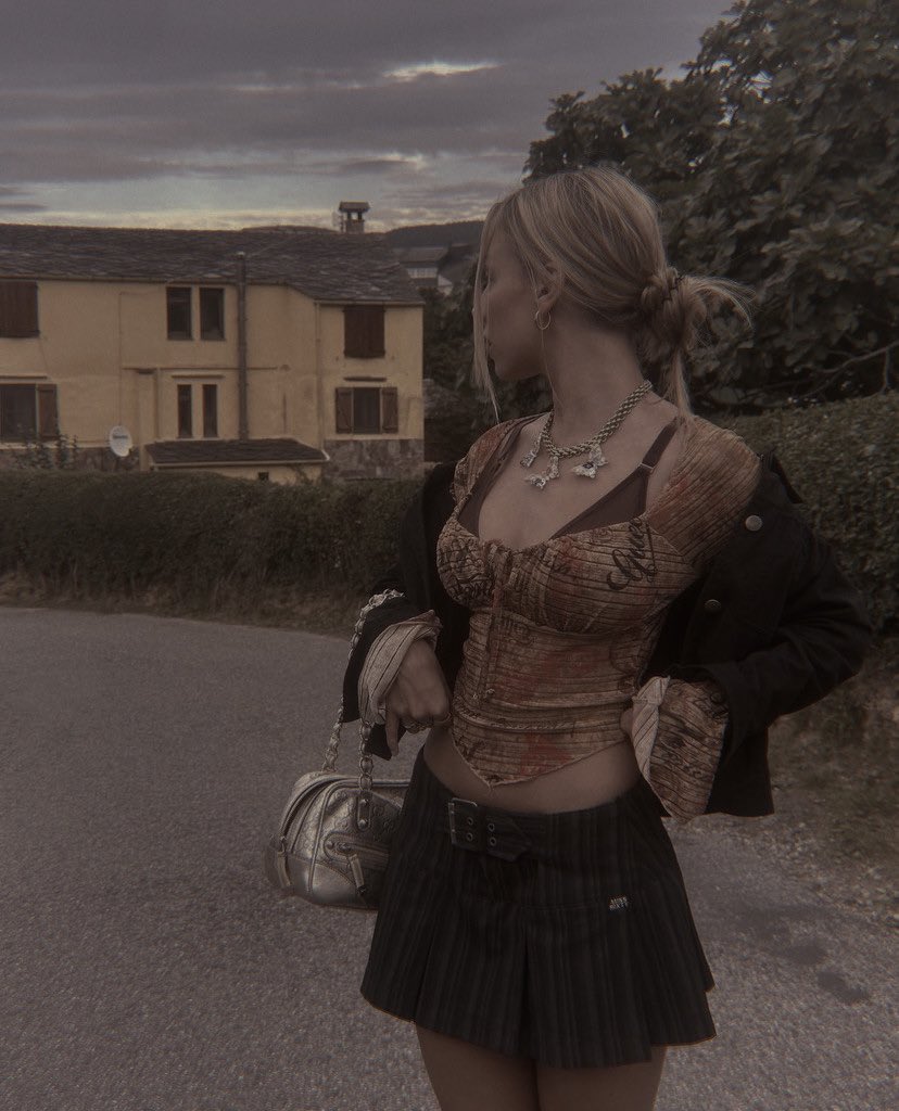 life was a willow and it bent right through your wind but i come back stronger than a 90s trend.