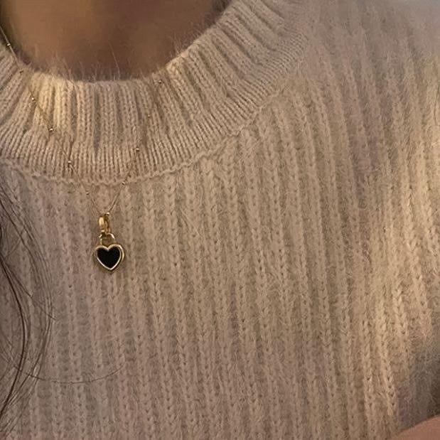 SelectOutfit's tweet photo. heart shape necklace https://t.co/ZaRgI9tsn4