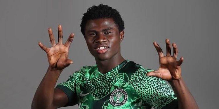 PSGInside_Actu's tweet photo. Daniel #Daga est toujours en contact avec le #PSG . Mais d'autres clubs ont jeté leurs dévolus sur ce jeune joueur prometteur. #MilanAC, #Everton et #Liverpool sont aussi dessus. Le joueur est estimé à 150 000 EUR sur #transfermakt , mais la somme pourrait avoisiner les 5 millions, tellement, il y'a de concurrence.

A savoir, si le transfert est pour cet hiver ou le prochain mercato d'été. 

Comme je disais auparavant, je ne connaissais pas du tout le joueur. 

#PSG #Enyimba #Mercato #Ligue1 #ChampionsLeague