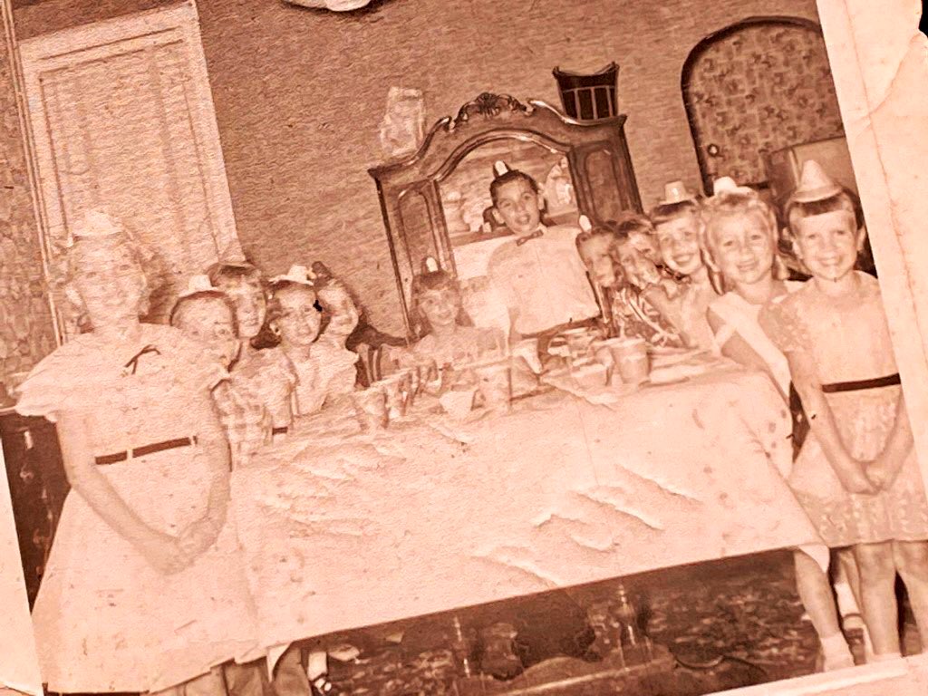 Joe Bonsall tweet media
