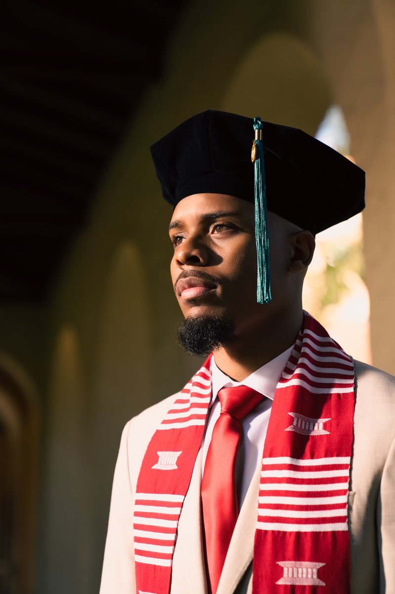 futuristpharmd's tweet photo. Great announcement!
@USFAthletics @USFFootball alumnus #JaymonThomas (2018) has attained his Doctor of Physical Therapy degree! He was an AAC All- Academic awardee, and starting safety for the USF Bulls! Also served as my academic scholar summer intern for years! 1/3 https://t.co/RINAY8jlCW