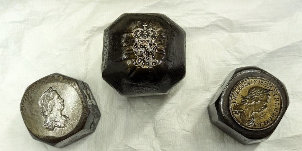 RoyalMintMuseum's tweet photo. These tools are some of only a handful of dies in the Museum store that have survived from the second half of the seventeenth century, used to strike the 1658 crown pieces of Cromwell. Created for machine striking, they stand on the cusp of great change.

#Coins #Numismatics https://t.co/HZp1GRIv7v