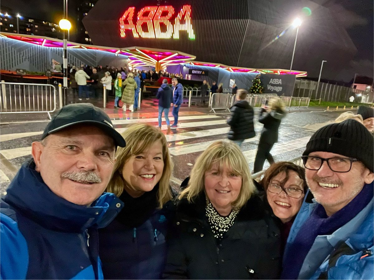 guitarlad58's tweet photo. What an enjoyable Christmas. Great fun and lots of new memories made. Many thanks to my family for making it so special. #family #christmas #ferringbeach #ABBAVoyage https://t.co/A3RI9muNw4