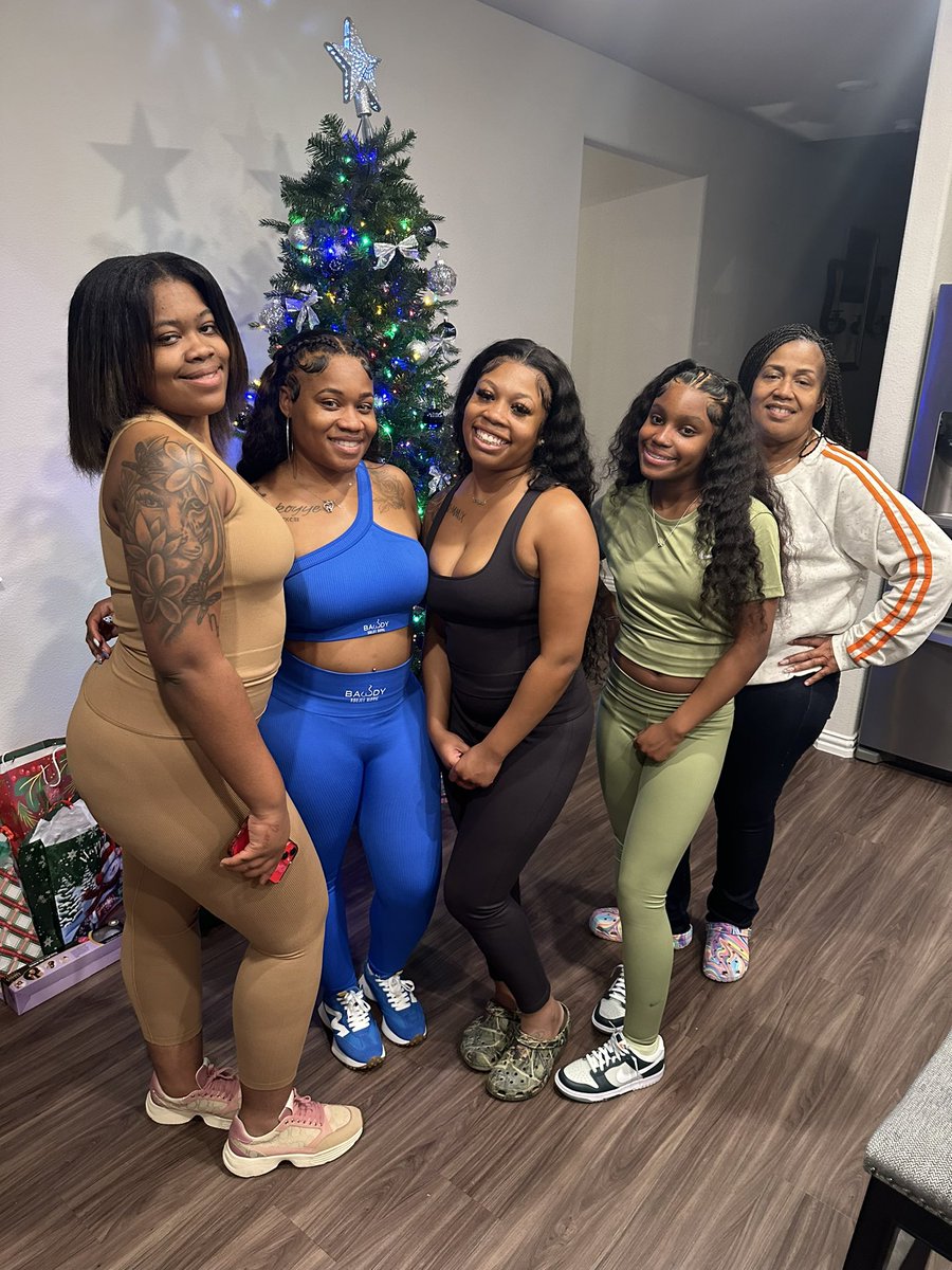 Happy 40TH BIRTHDAY TO ME!!