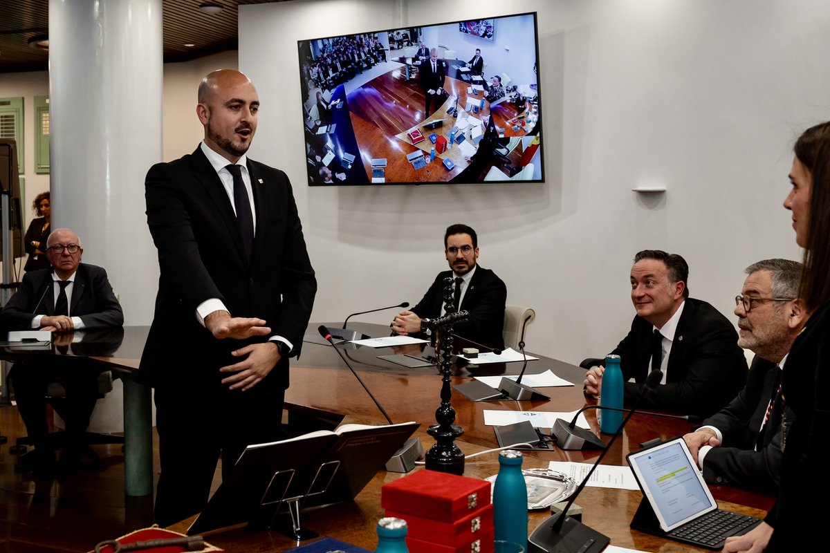 Democrates_and's tweet photo. ✅A Canillo, l’equip encapçalat per Jordi Alcobé treballarà per “les grans potes de la parròquia: persones, territori i turisme”

✅A Encamp, Laura Mas afronta el mandat amb “respecte i energies renovades”, per impulsar “els compromisos adquirits per a Encamp i el Pas de la Casa” https://t.co/g9V2uPNrjH