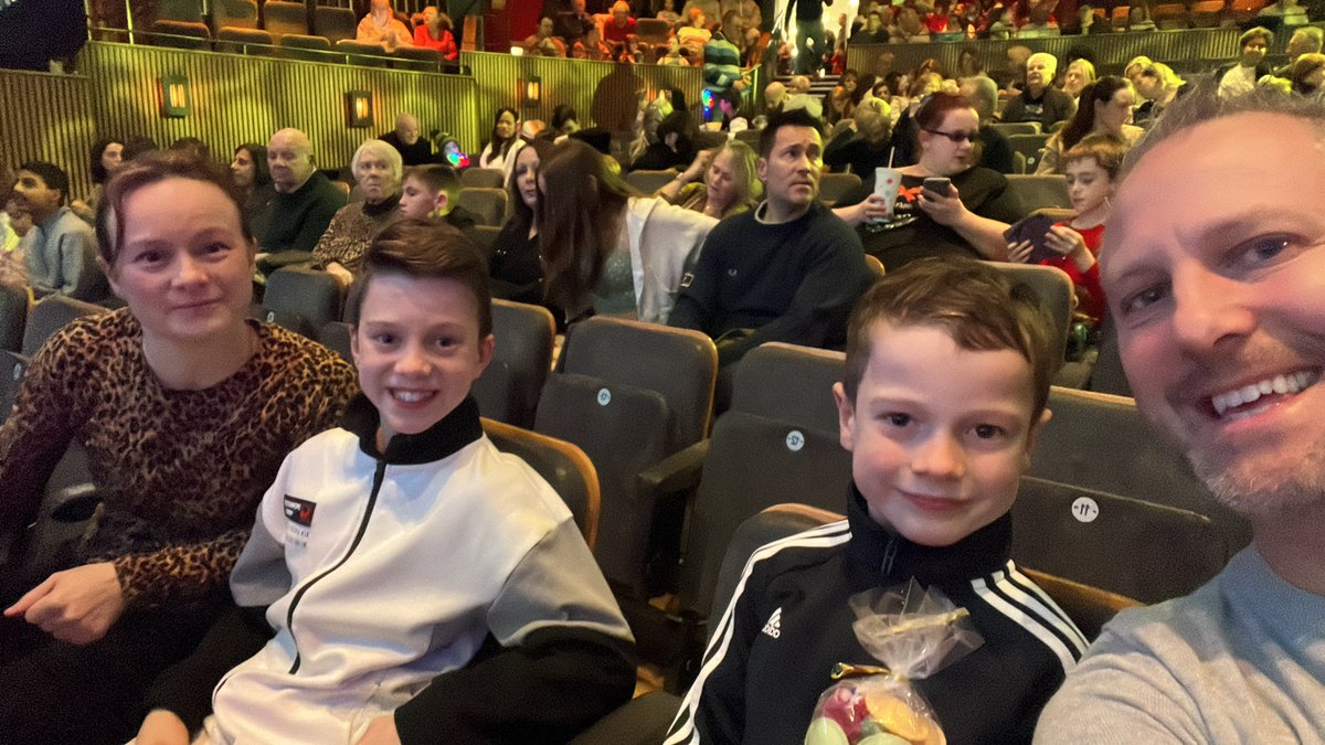 Back again @GroveTheatre to see the amazing @WillKenning and the rest of the fabulous cast in “Jack & the Beanstalk”!! More excited than the kids!!!