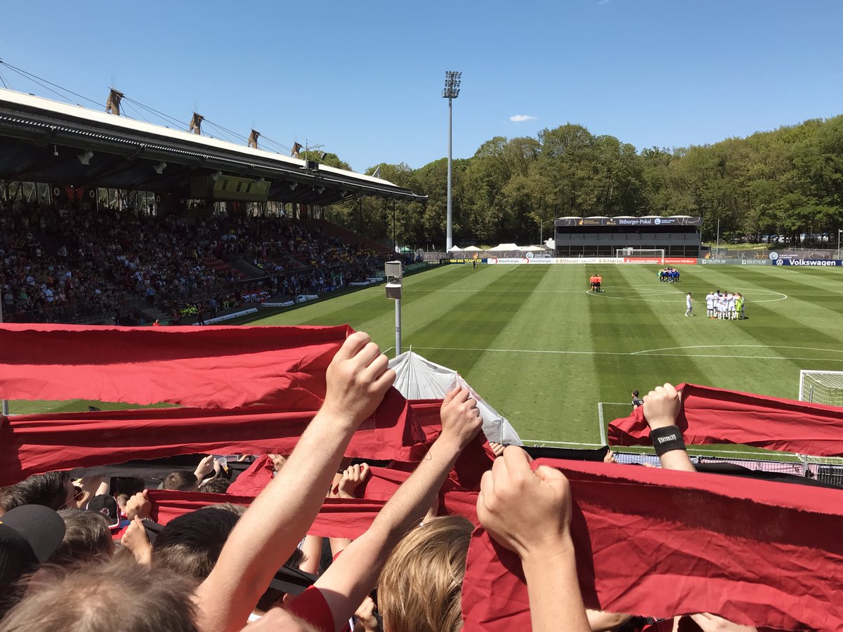 pvan_wezenberg's tweet photo. ☀️ 03/06 Verbrand op de Finaltag der Amateure.
🇫🇷 14/07 #DeTreffers op voorsprong tegen #OlympiqueLyonnais.
🔙 29/07 Vergane glorie in #Augsburg.
🎫 01/08 Kaartje #Kottern – #Memmingen bij de poort bijna doormidden gescheurd. https://t.co/LBoKDtV8ch