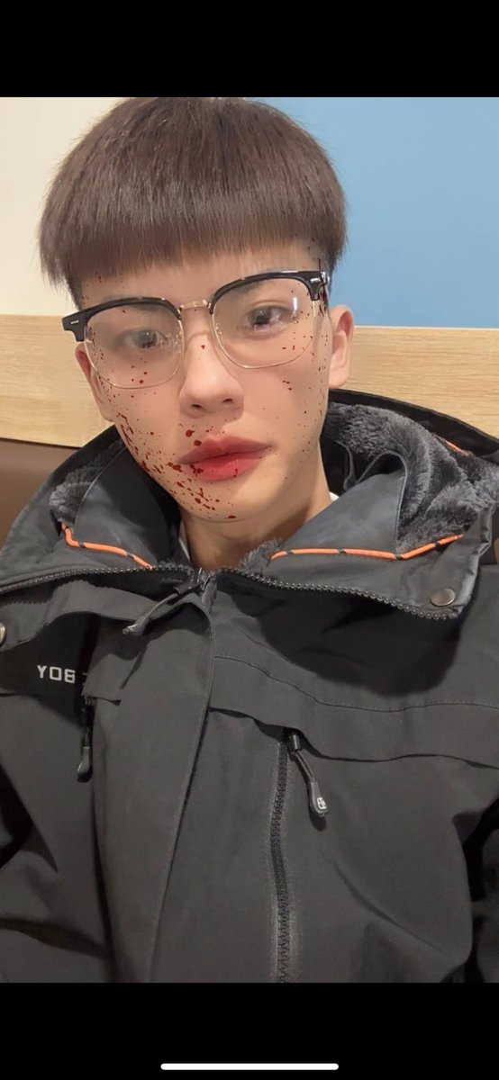 _z0312's tweet photo. 往往說要陪伴的人 都會最先離開 https://t.co/d1OoSFRry3