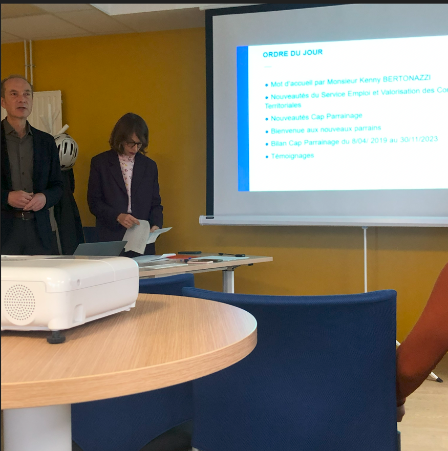 🤝Bilan Cap parrainage 2023 
📢Dispositif visant à parrainer des chercheurs d’emploi pour leur permettre de retrouver une activité ou une formation. 
🌟Rejoignez cette initiative pour faire de 2024 une année marquante pour l’emploi &amp; la valorisation des compétences territoriales.