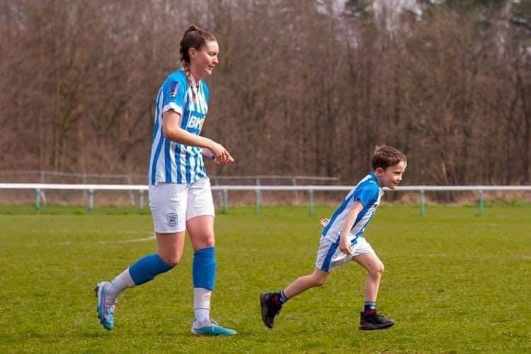 brittsands18's tweet photo. After 6 years at Town I’m leaving with some amazing memories, it’s been an absolute pleasure and one hell of a rollercoaster. I’m thankful to everyone that’s been involved with me at the club past and present. And I wish everyone all the best for the future 💙🤍 https://t.co/sztksJDr0G