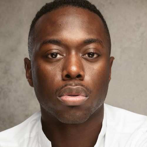 MusicalTheatreR's tweet photo. ‘There’s something so magical about being able to look directly into an audience member’s eyes as you pour your heart out, you both experience something together’
@T0SHEE’s debut solo show Songs + Stories is back 5 Jan. Here he answers #FiveQuestionsWith
https://t.co/3sZ0VX933D https://t.co/FcKo7hm7It