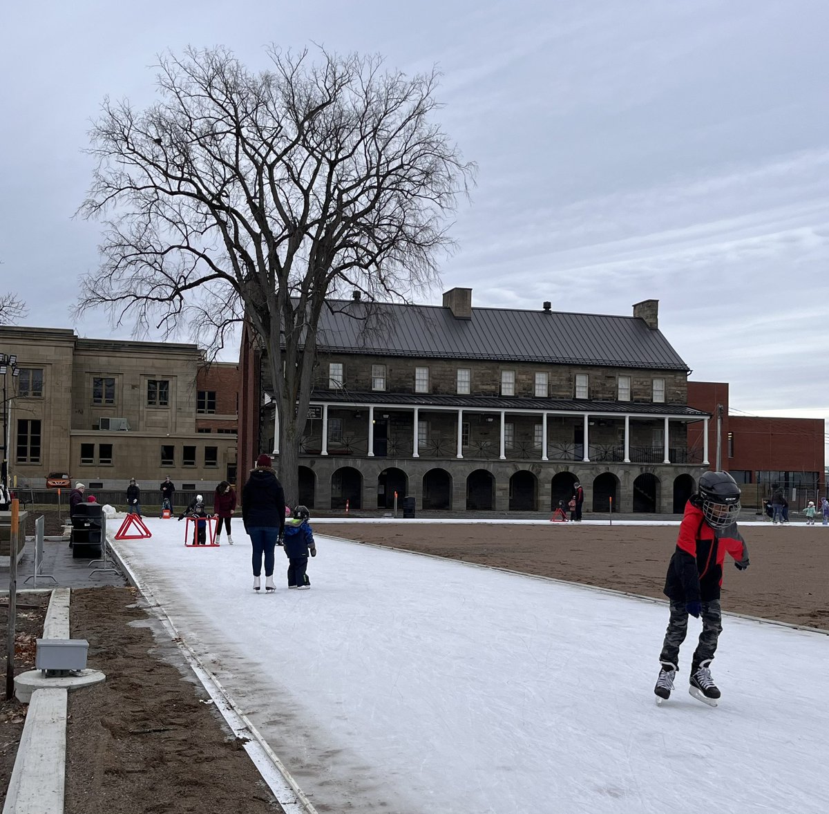 CityFredGov's tweet photo. Run out of Lego and boardgame ideas for the kids this holiday season? Why not lace you up your skates and try out the New Officers’ Square Rink? ⛸️ The kids will love it – and trust us – you will too. We can’t wait to see you downtown! 

https://t.co/bT0jm48Ehf https://t.co/BEOPUElcRT