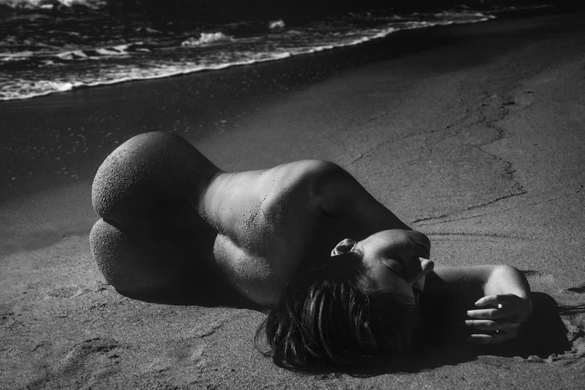 Paolo Lazzarotti. Cast away on the beach.