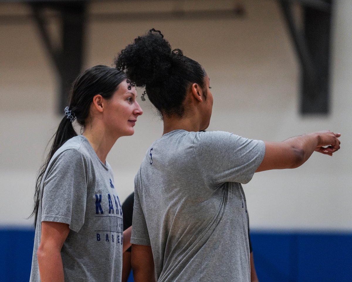 KUWBball's tweet photo. Back to work 👀 https://t.co/mP2rgDCJ81