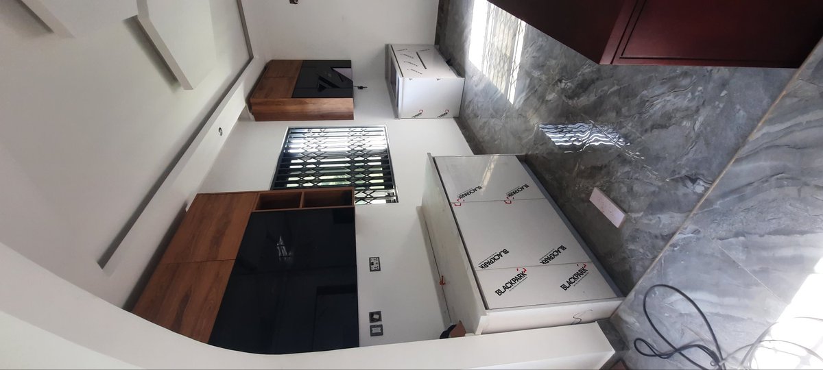 KusIndustries's tweet photo. We make your kitchen look spacious, beautiful , accessible and functional 
Modern kitchen cabinets 
Wardrobes 
Beds 
Vanity 
0209321904
Apostle|| Afrofuture|| Addo D|| Akwaaba Village ||GuinnessWorldRecords https://t.co/p0pwzHqxB7