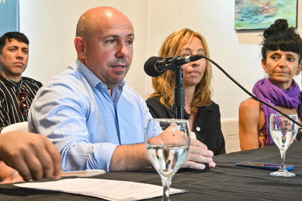 Gustavo Sastre tweet media