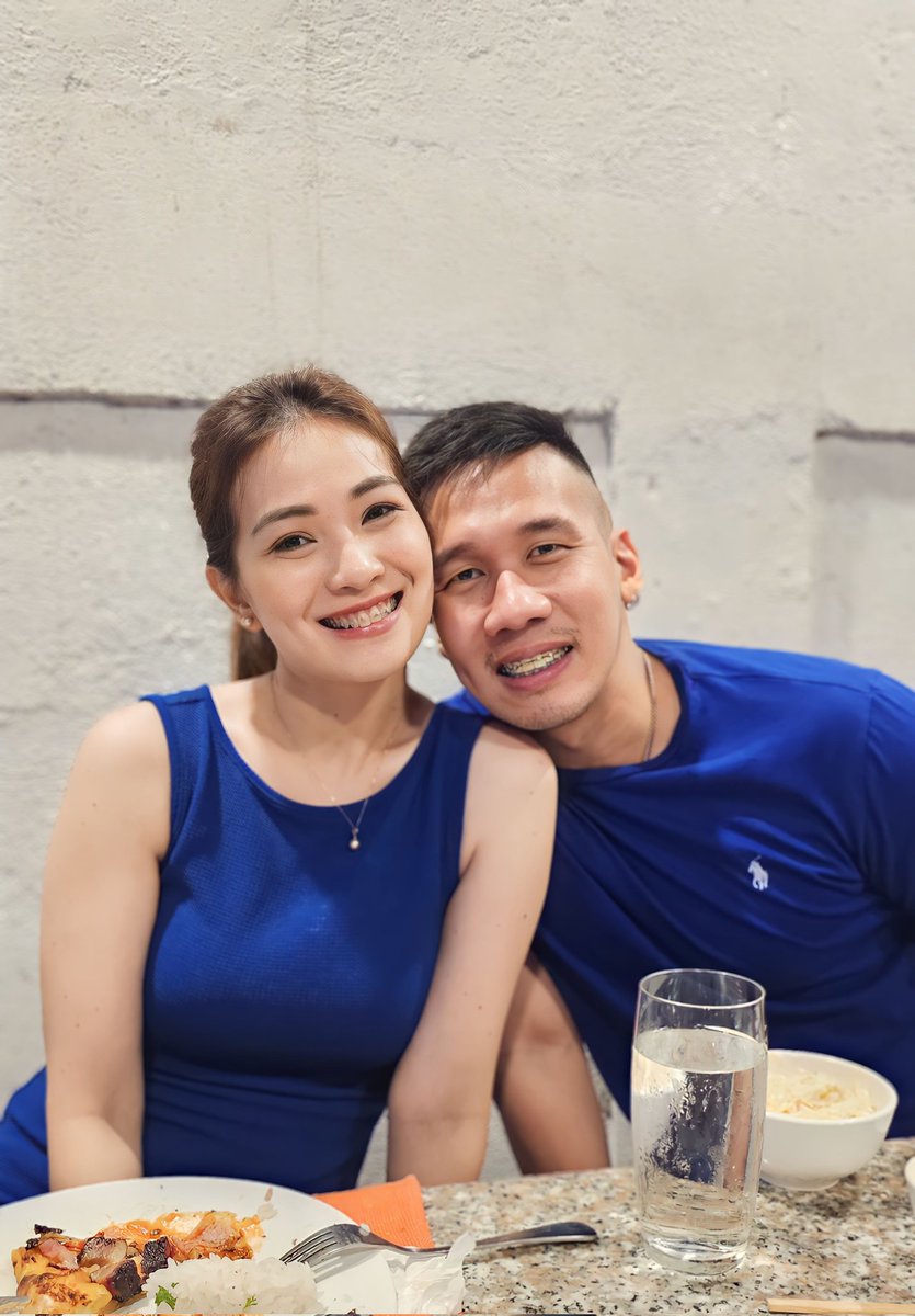 annaizaaaa's tweet photo. Team blue 💙 https://t.co/AMs6Pi1mDR