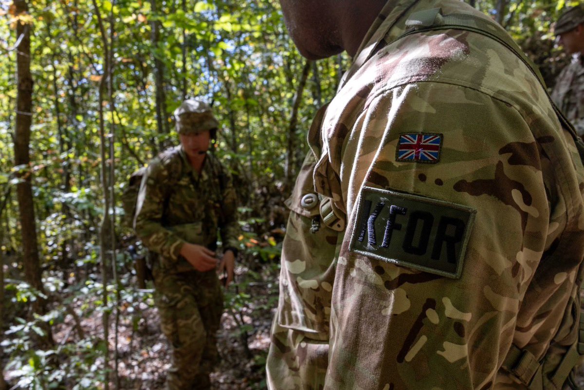 A year in the British Army – October 2023   The @rhqpwrr ‘Tigers’ were on the move! 🐯 💪   The Army's Strategic Reserve Force Battlegroup rapidly deployed to Kosovo to support KFOR @NATO  led peacekeeping operations in the Balkans 🇬🇧 🇽🇰