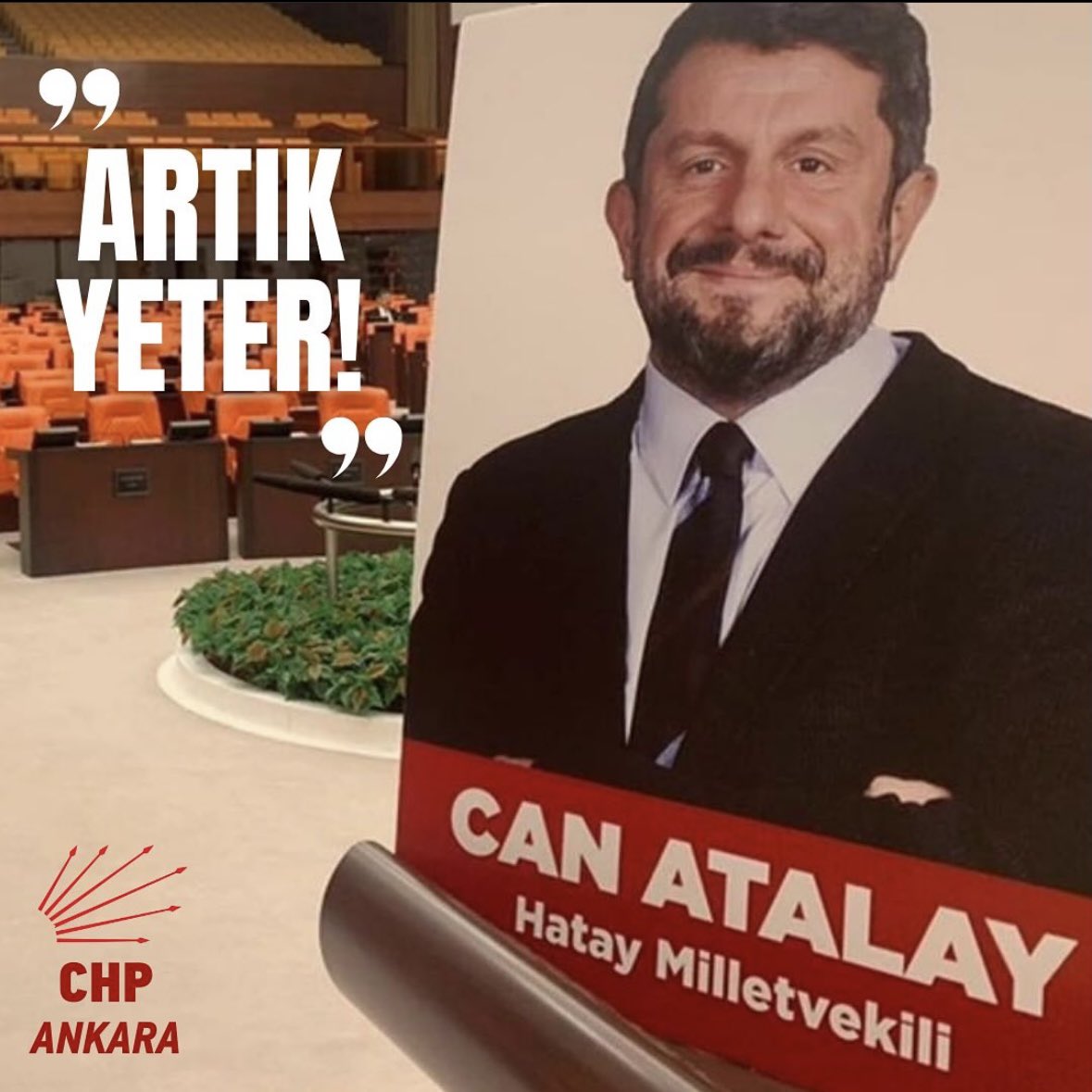 Anayasa Mahkemesi kararına uyulmaması kabul edilemez! #Anayasa çok açık; Hataylıların seçtiği milletvekili #CanAtalay hemen salıverilmelidir. Yargı süreçleri ivedi olarak yürütmenin gölgesinden sıyrılmalıdır.  Bu ülkede ‘Hakimler var’ diyebilmek için mücadele devam edeceğiz.