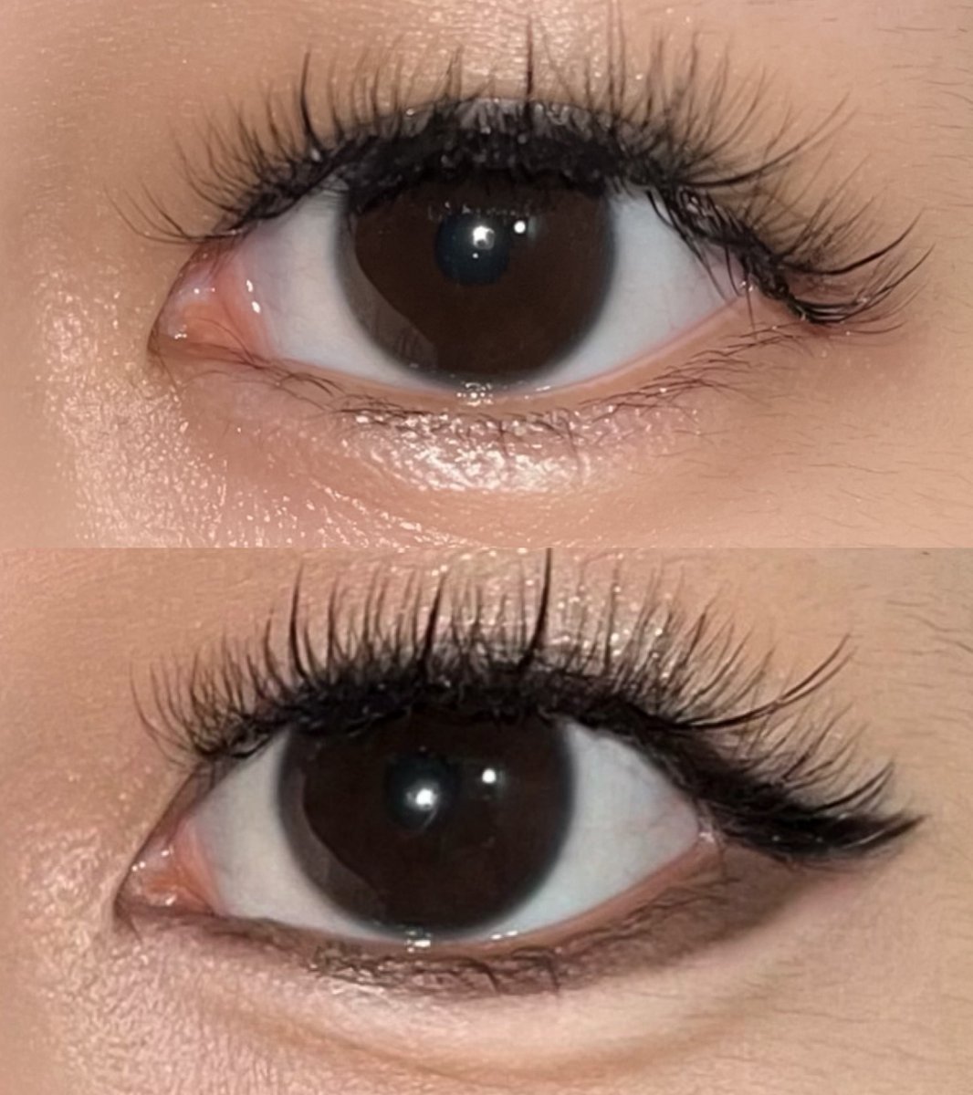 มาแนะนำวิธีการทำดอลลี่อายแบบนัวๆ ไม่พึ่งกลิตเตอร์ค่ะ ⭐️
- อย่างแรกที่ต้องทำคือใช้คอนซีลเลอร์สีสว่างกว่าหน้ากับแปรงหัวเล็ก แต้มที่ใต้ตานิดนึง ทำให้ใต้ตาดูนู้นขึ้น 

- ขั้นตอนที่สองคือกลบใต้ตาคล้ำเพิ่มมิติให้ดอลลี่อาย โดยการใช้คซล.อันเดิม มาผสมกับคซล.ที่เราใช้ปกปิดรอยต่างๆ